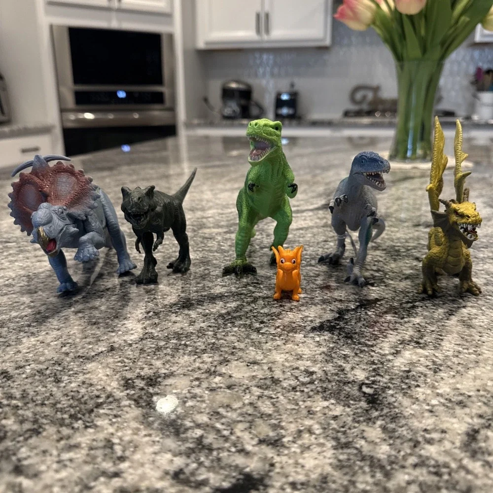 Dinosaur Play Figures Lot Of 6 PVC‎ Standstill One Is Moveable